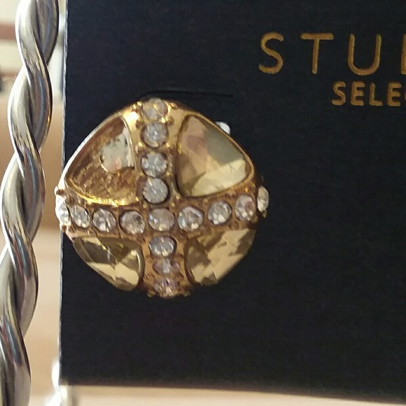 Studio Select Gold and Diamond Earrings - Picture 2 of 4